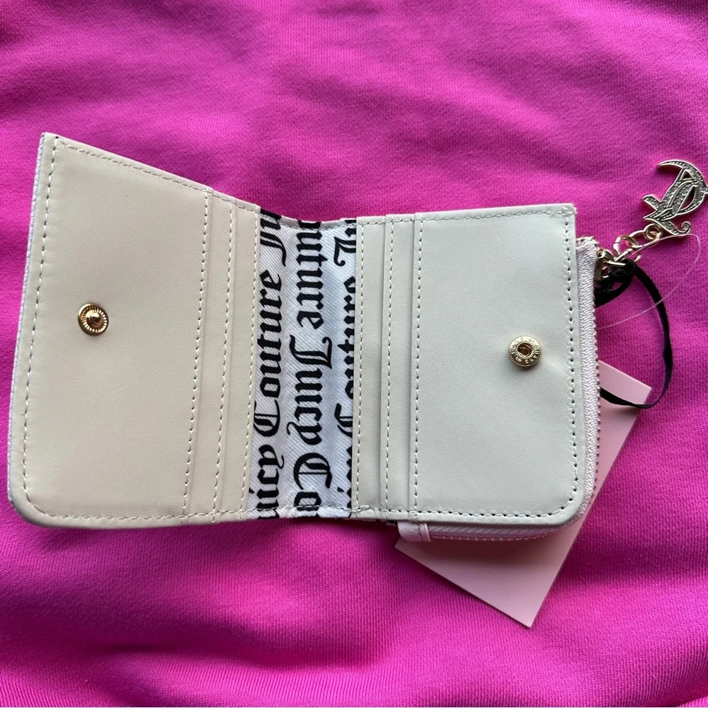 NWT Juicy Couture Wallet with Jewels